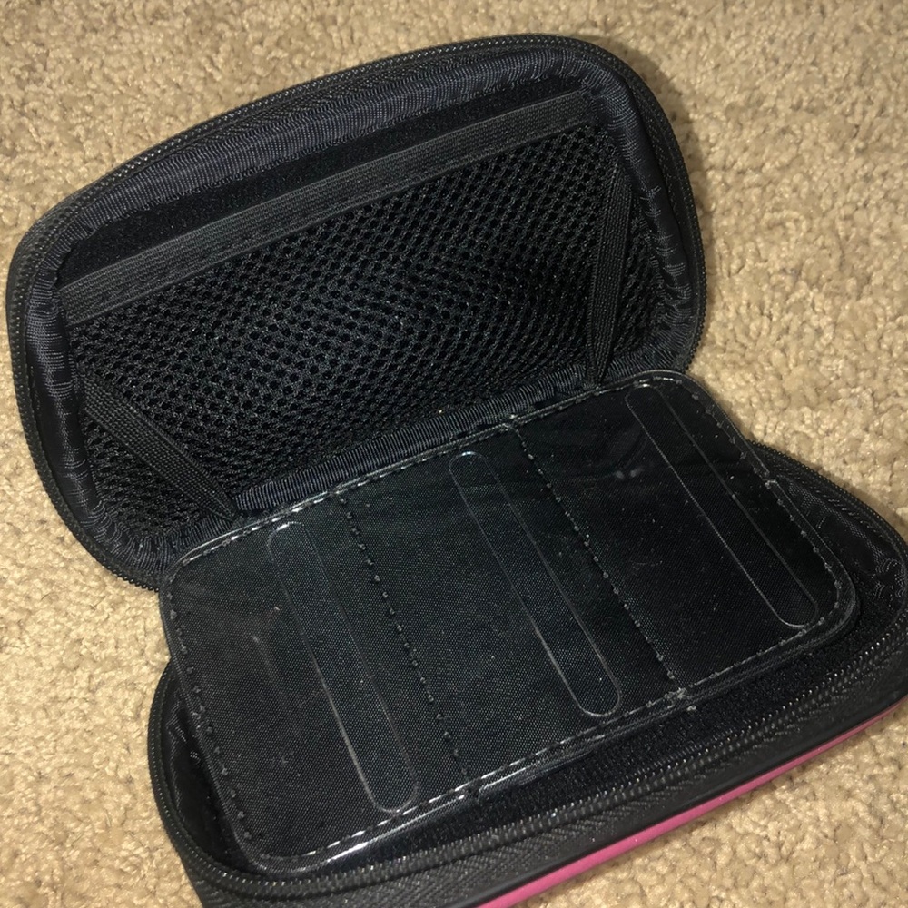 DS Case - Picture 2 of 2